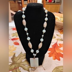 Elegant Cream Beaded Necklace
